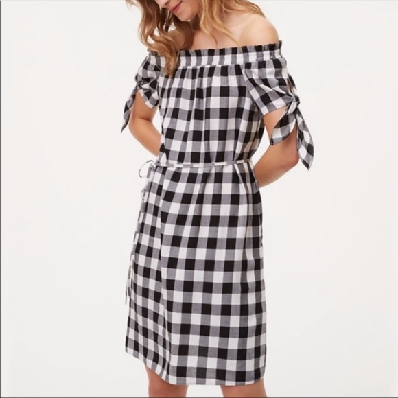LOFT Dresses & Skirts - Loft off the shoulder tie waist dress